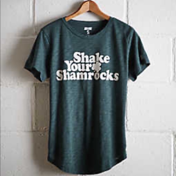 American Eagle Outfitters Tops - AE Tailgate Tee St. Patrick’s Day